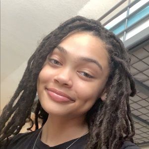 Meet your Posher, Saniyah